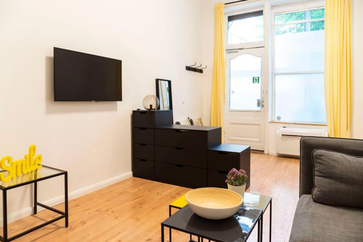 Spacious Two Br Plus Ac Plus Selfcheckin Berlín Exteriér fotografie